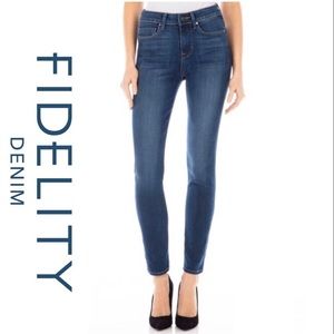 Fidelity Denim Gwen High Rise Skinny Jeans NWT